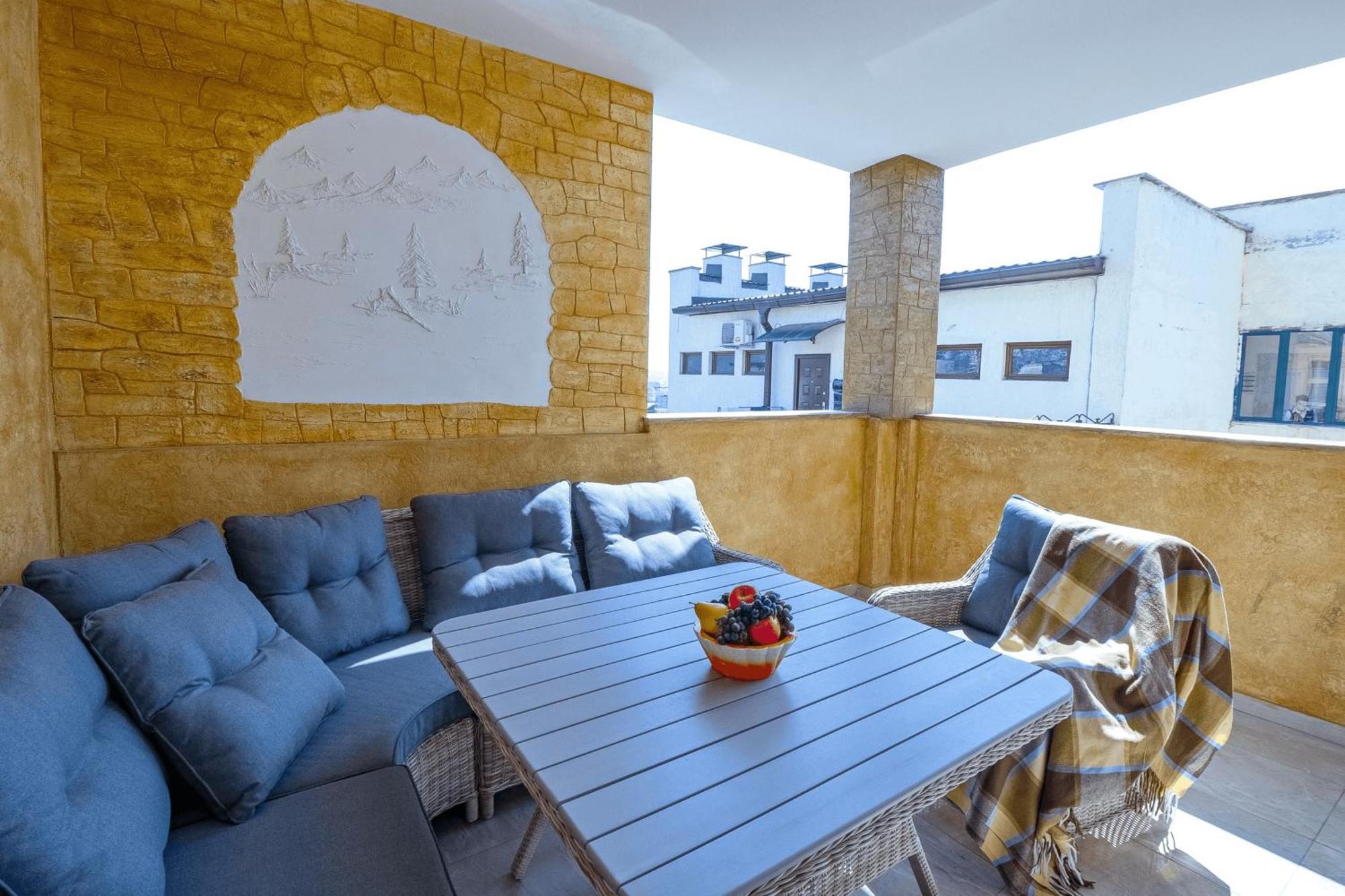Stay Inn Apartments At Buzand 13 Street エレバン エクステリア 写真